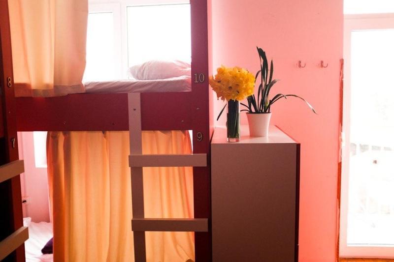 Brobro Hostel Tbilisi Ngoại thất bức ảnh