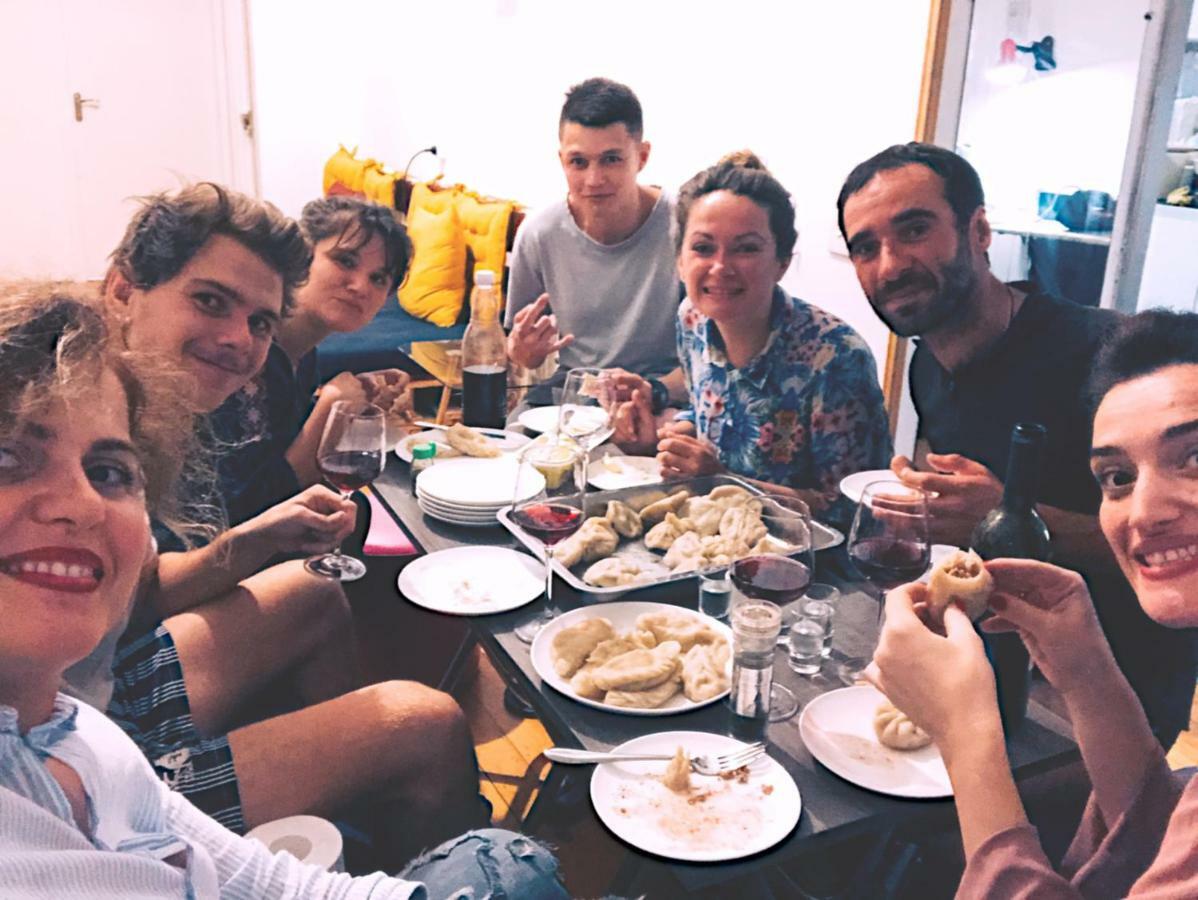 Brobro Hostel Tbilisi Ngoại thất bức ảnh